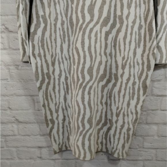 L Express Womens Cream Taupe Zebra Print Curvy Long Sleeve Midi Sweater Dress L - Picture 5 of 15